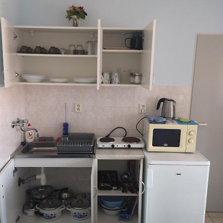 Ferienwohnung Hodosi Apartman Veľký Meder Zimmer foto