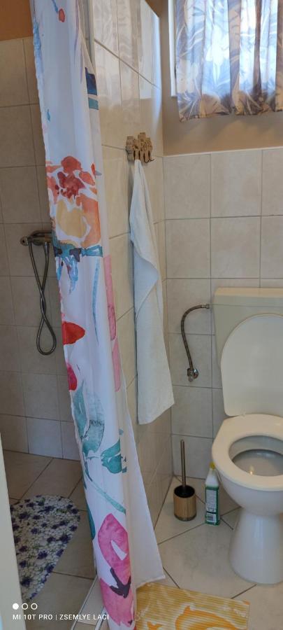 Ferienwohnung Hodosi Apartman Veľký Meder Exterior foto