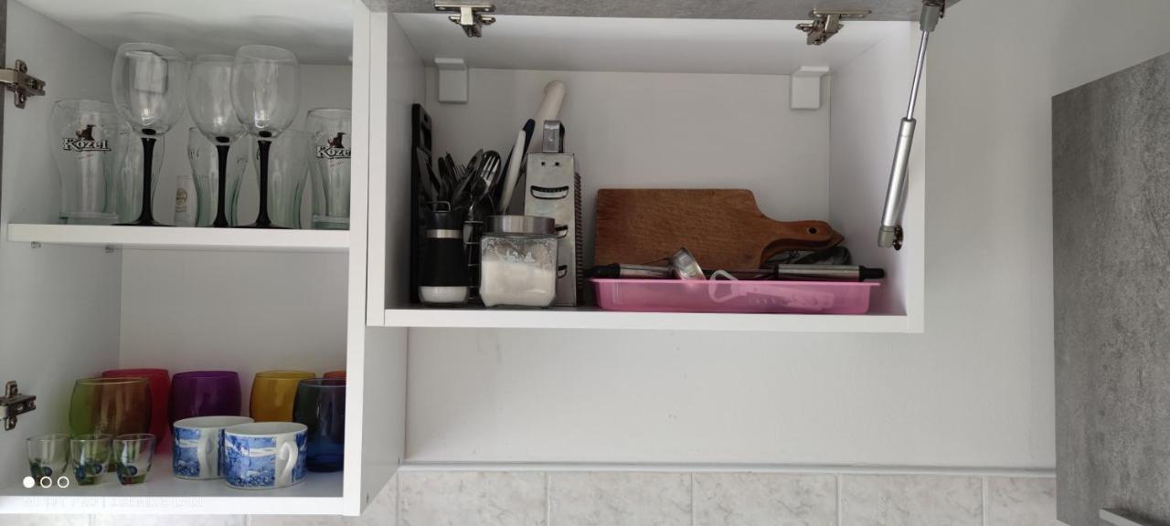 Ferienwohnung Hodosi Apartman Veľký Meder Exterior foto
