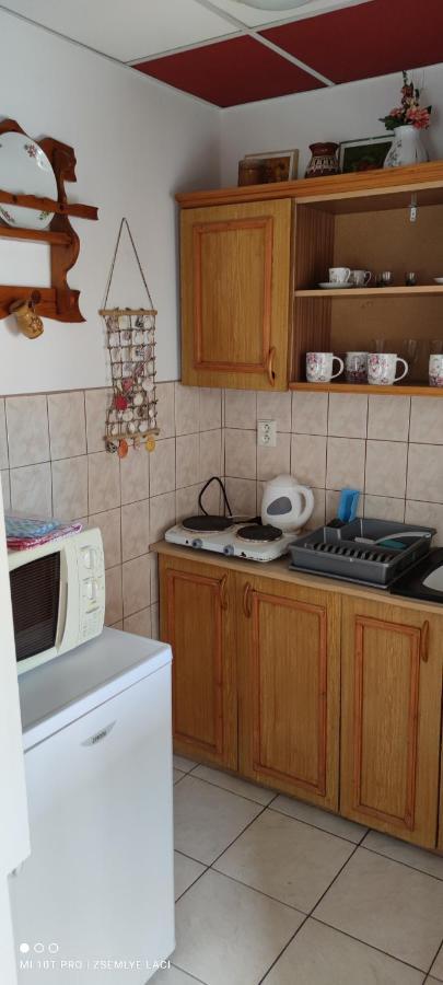 Ferienwohnung Hodosi Apartman Veľký Meder Exterior foto